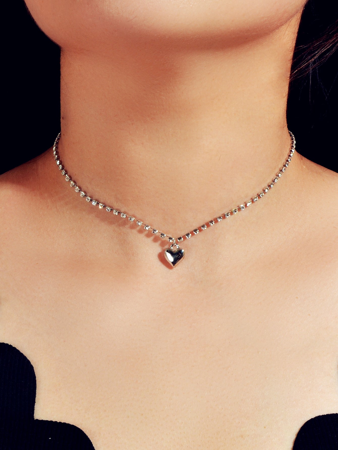 Luxurious Jewellery Full Rhinestone Decor Shining Silver Chain Heart Necklace