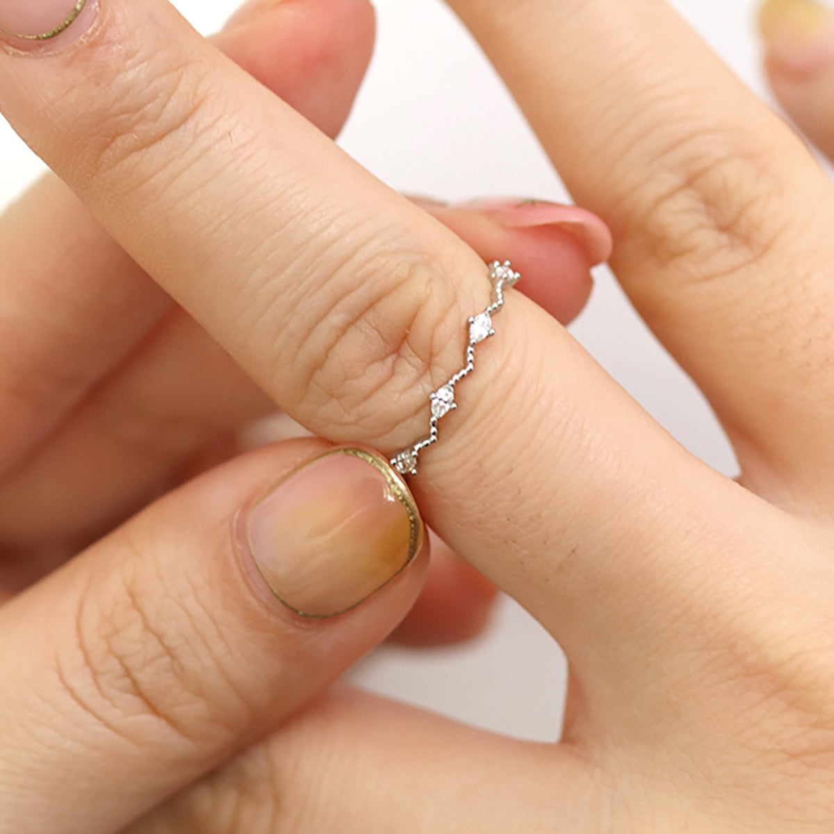 Diamond cubic relay ring-3