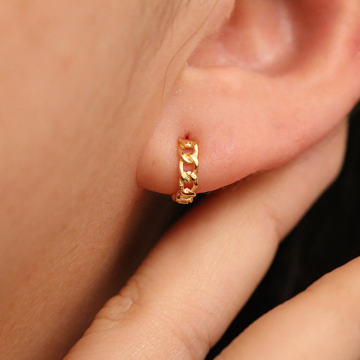 8mm Rope Huggie Earrings-3