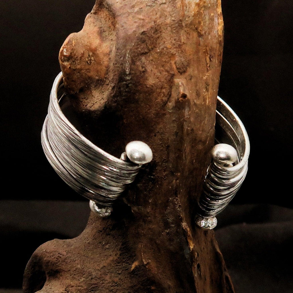 Excellent handcrafted minimalistic 5 String Sterling Silver Bracelet / Bangle