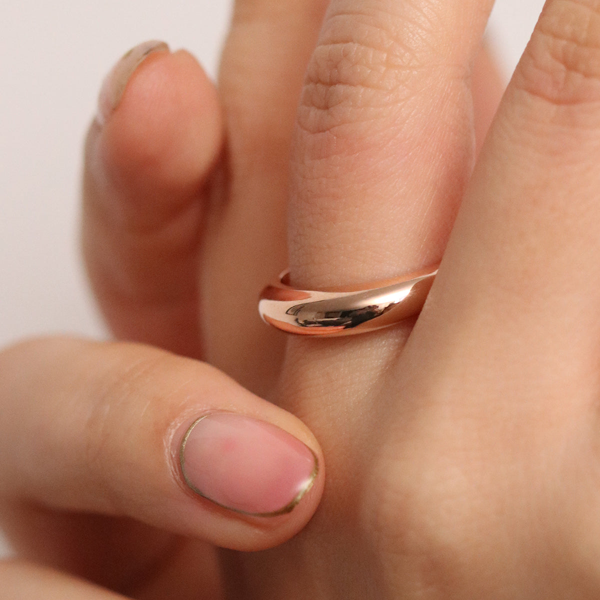 Oval Shaped Volumed Band Ring