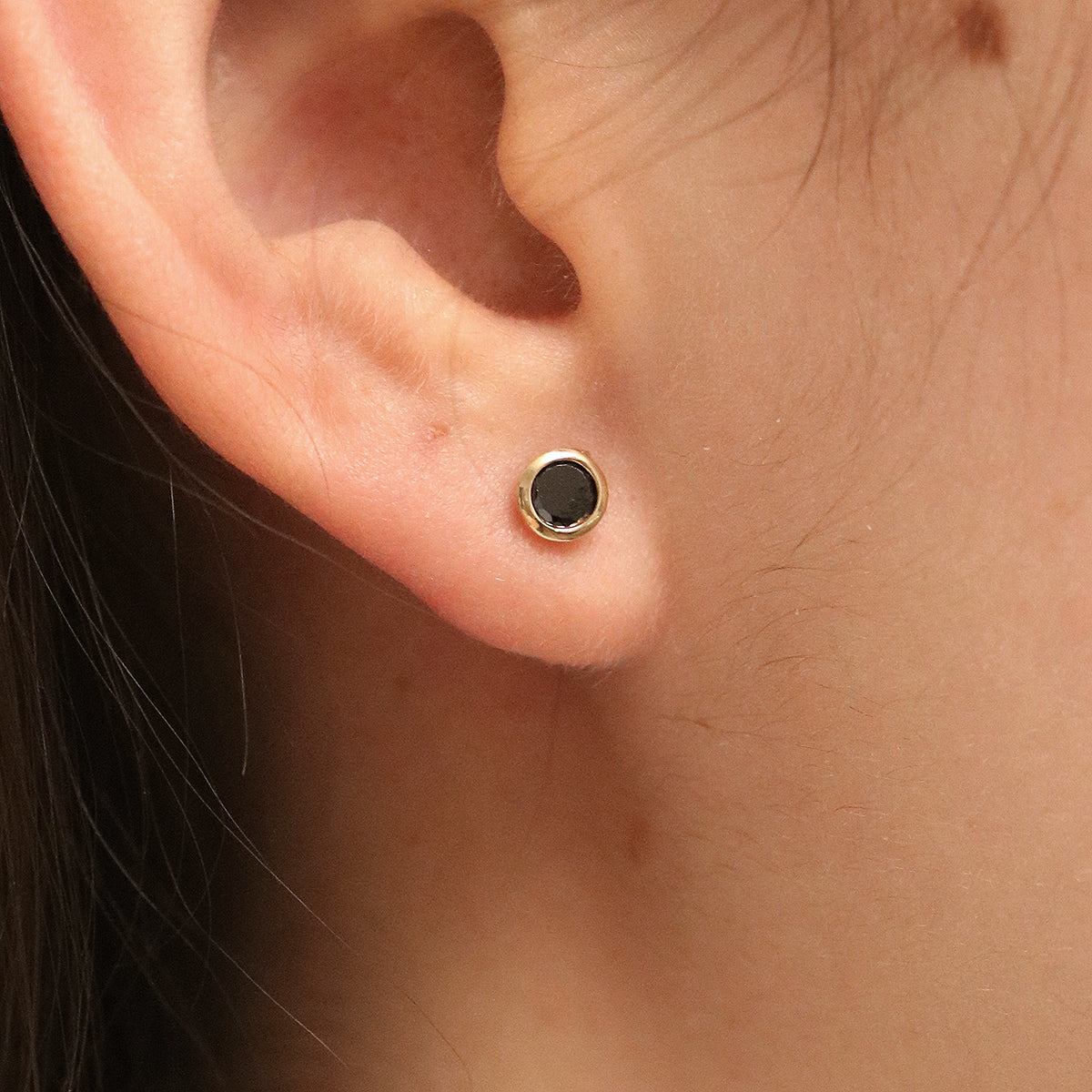 Black onyx studs-2