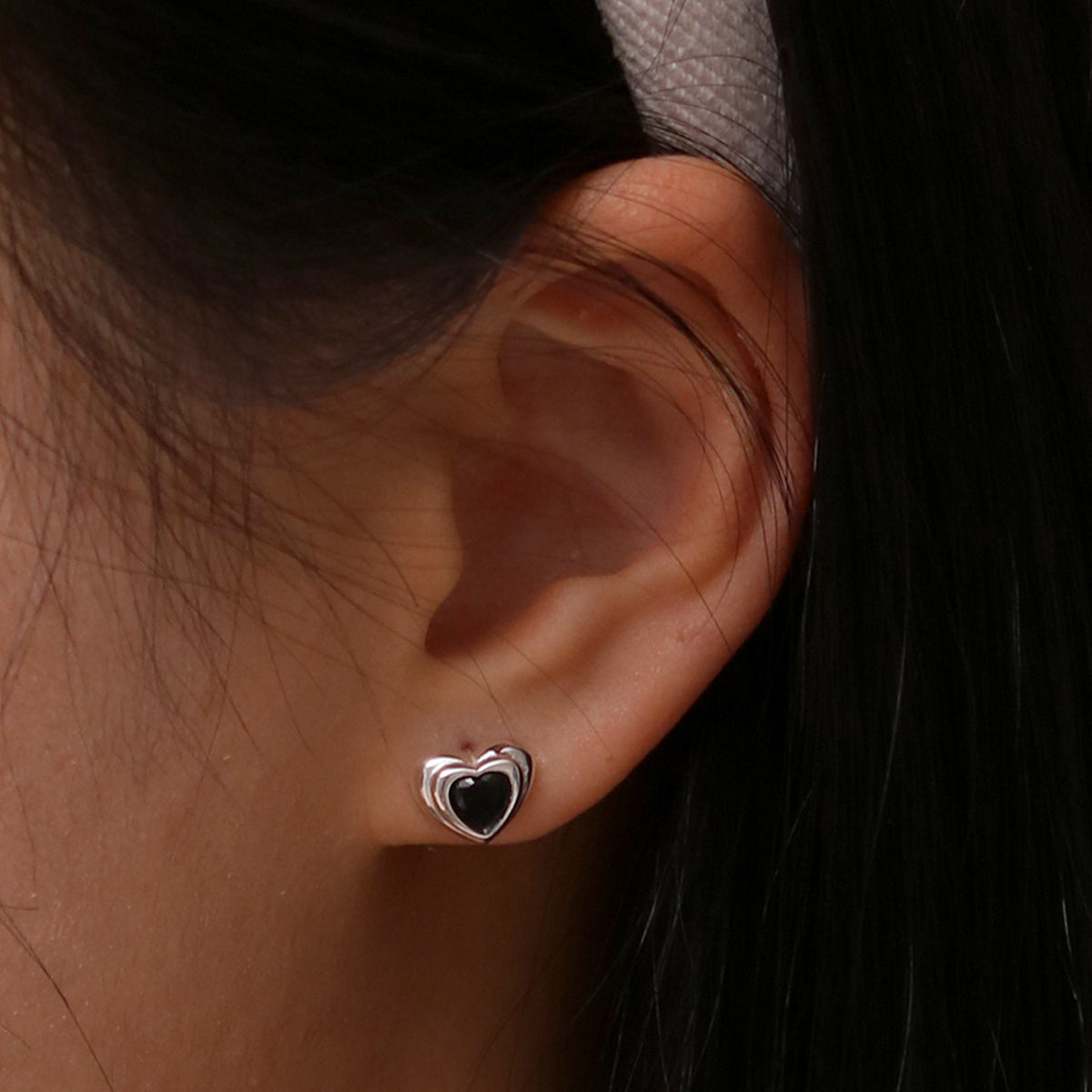 Bold heart earrings-0