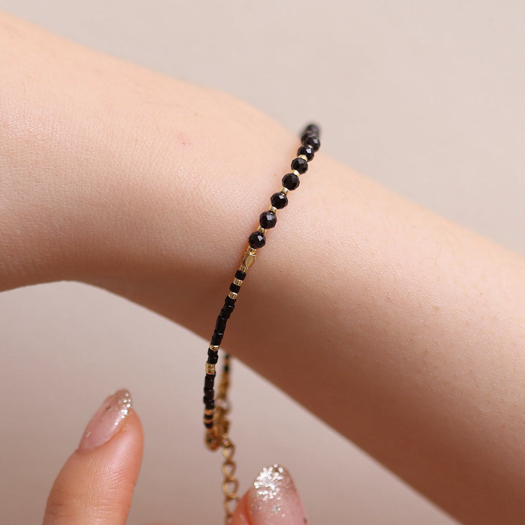 Black onyx beaded bracelet