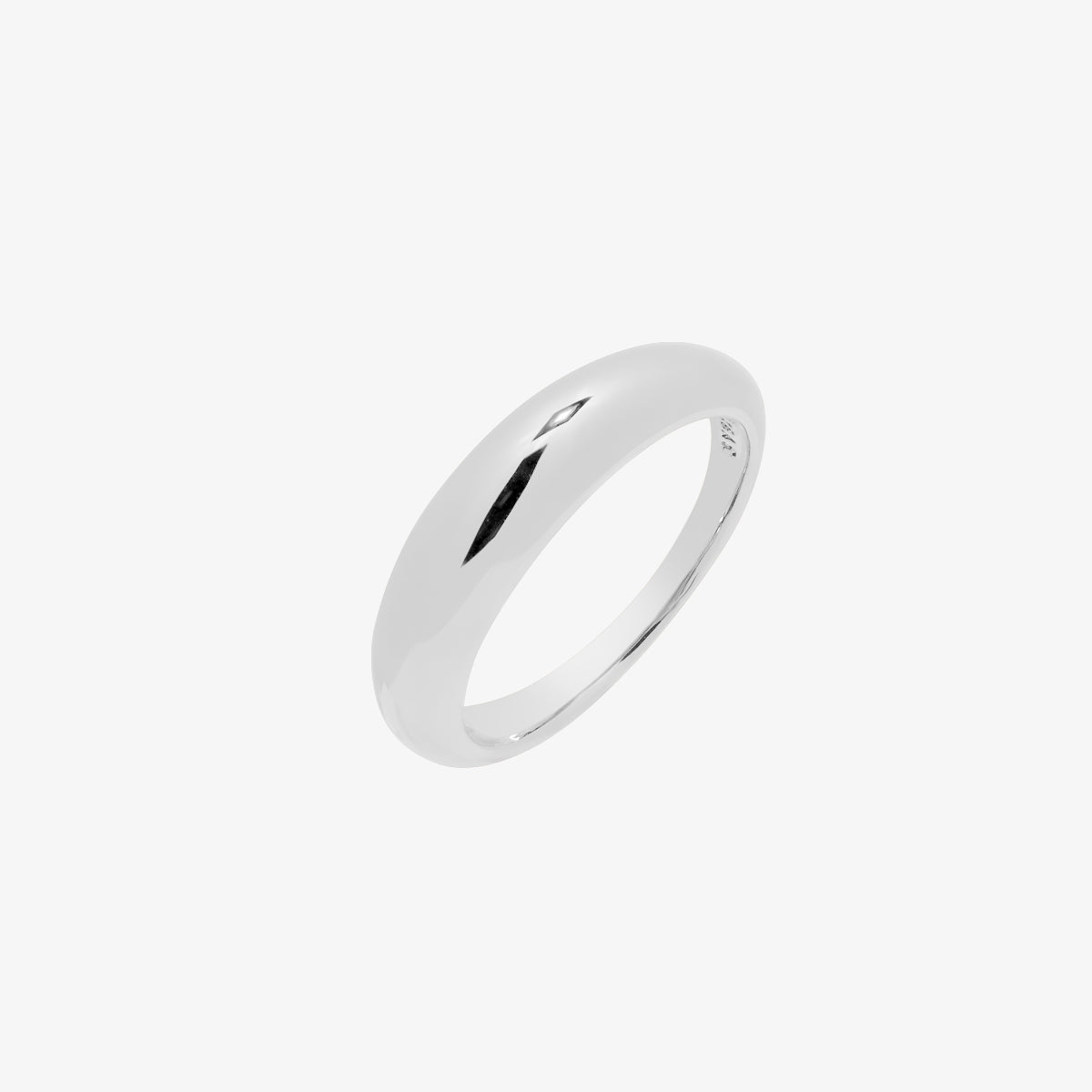 Oval Shaped Volumed Band Ring