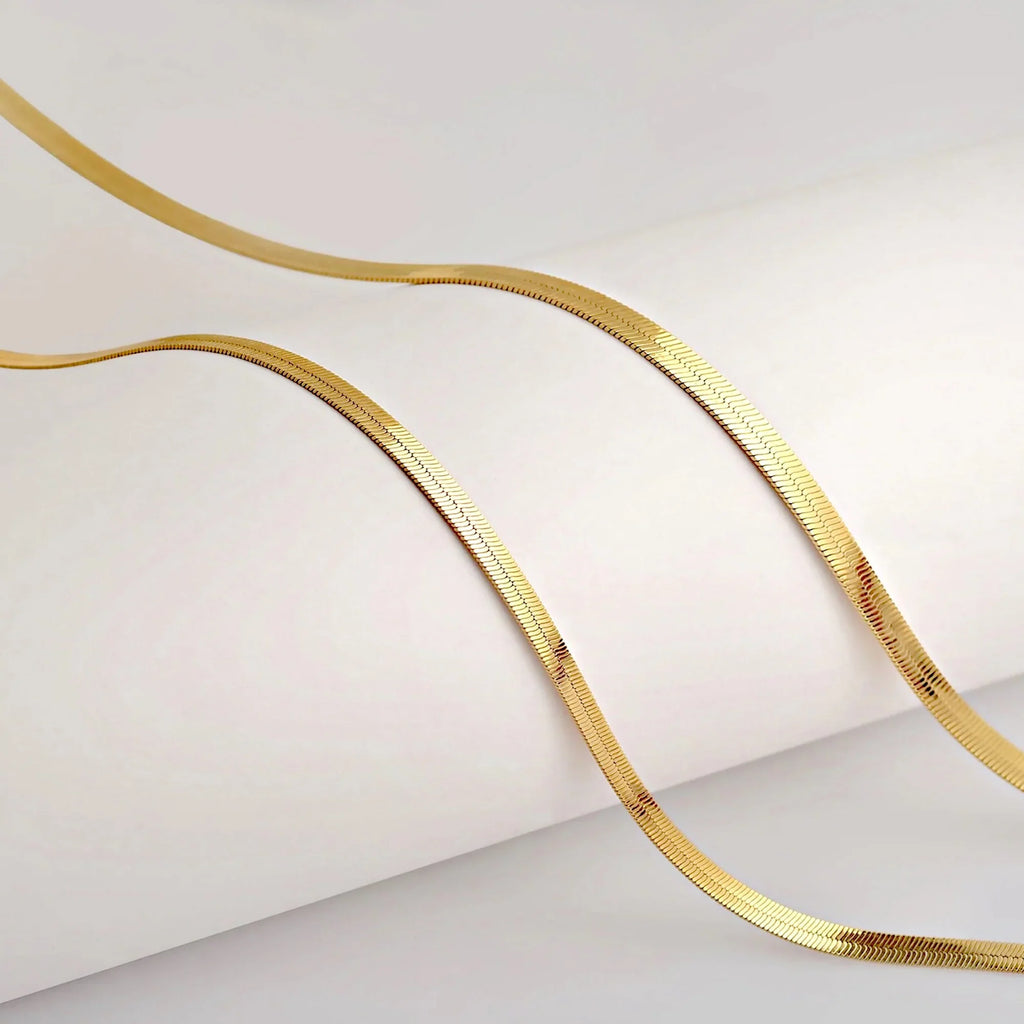 Herringbone Snake Chain Necklace – Flat Statement Choker Jewelry